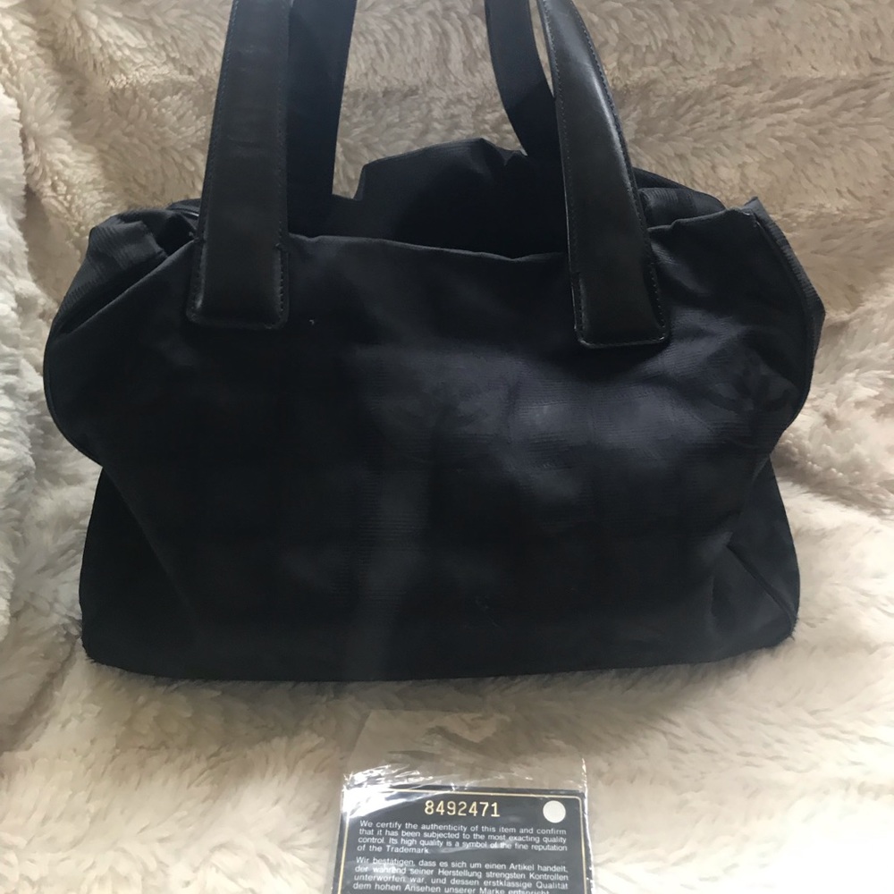 Preloved Authentic Chanel tote bag